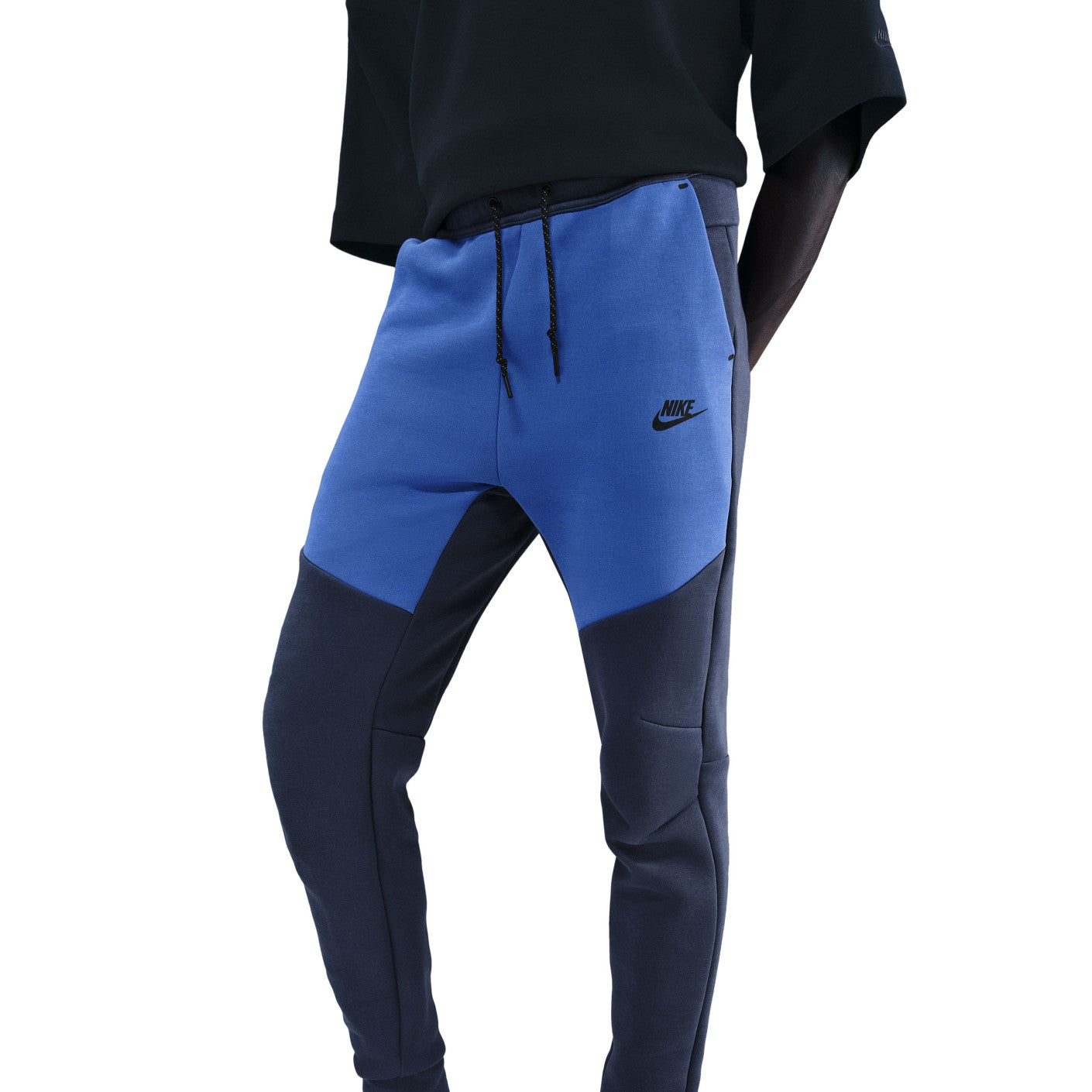 TUTA NIKE TECH FLEECE