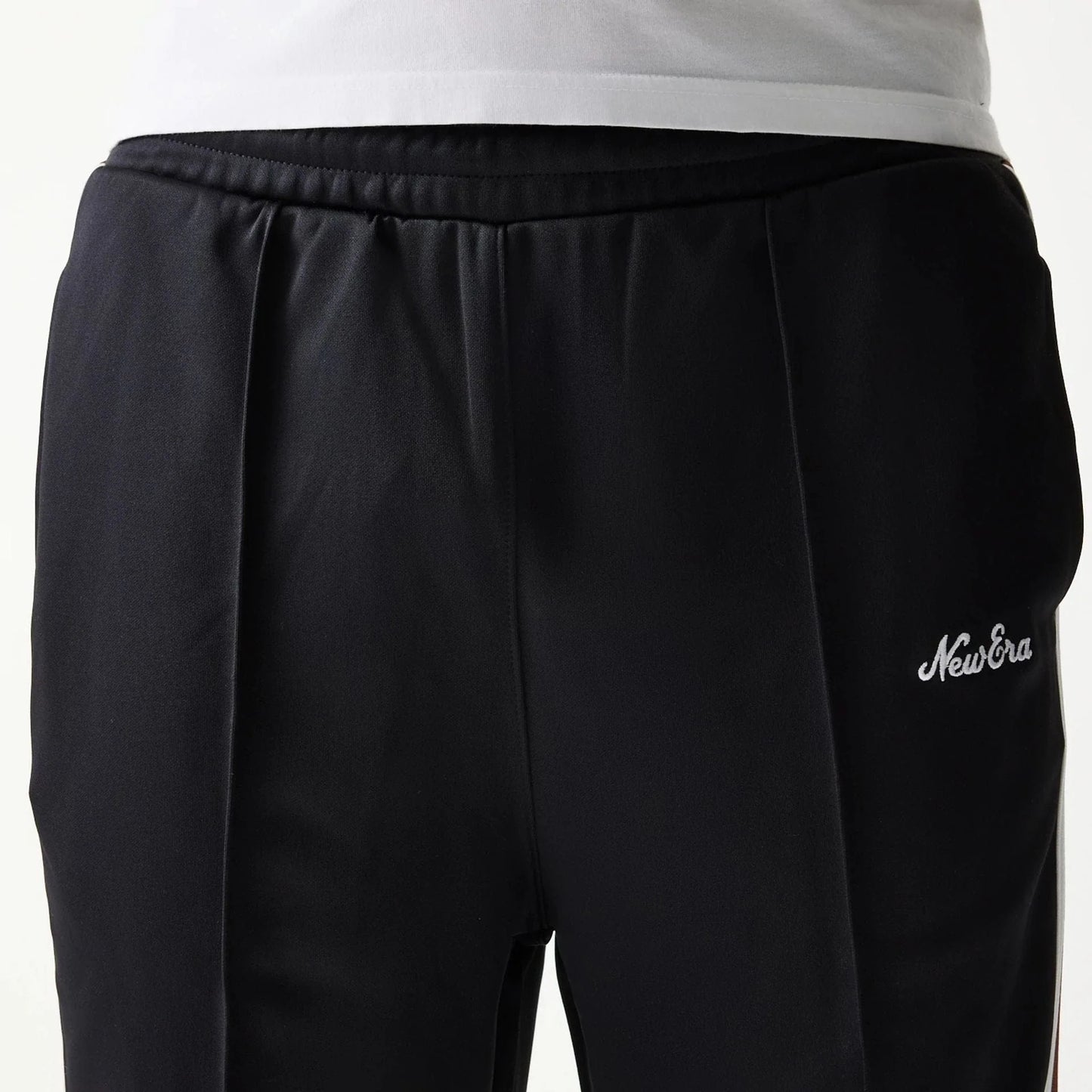 TUTA NEW ERA SCRIPT BLACK NEW COLLECTION 2026