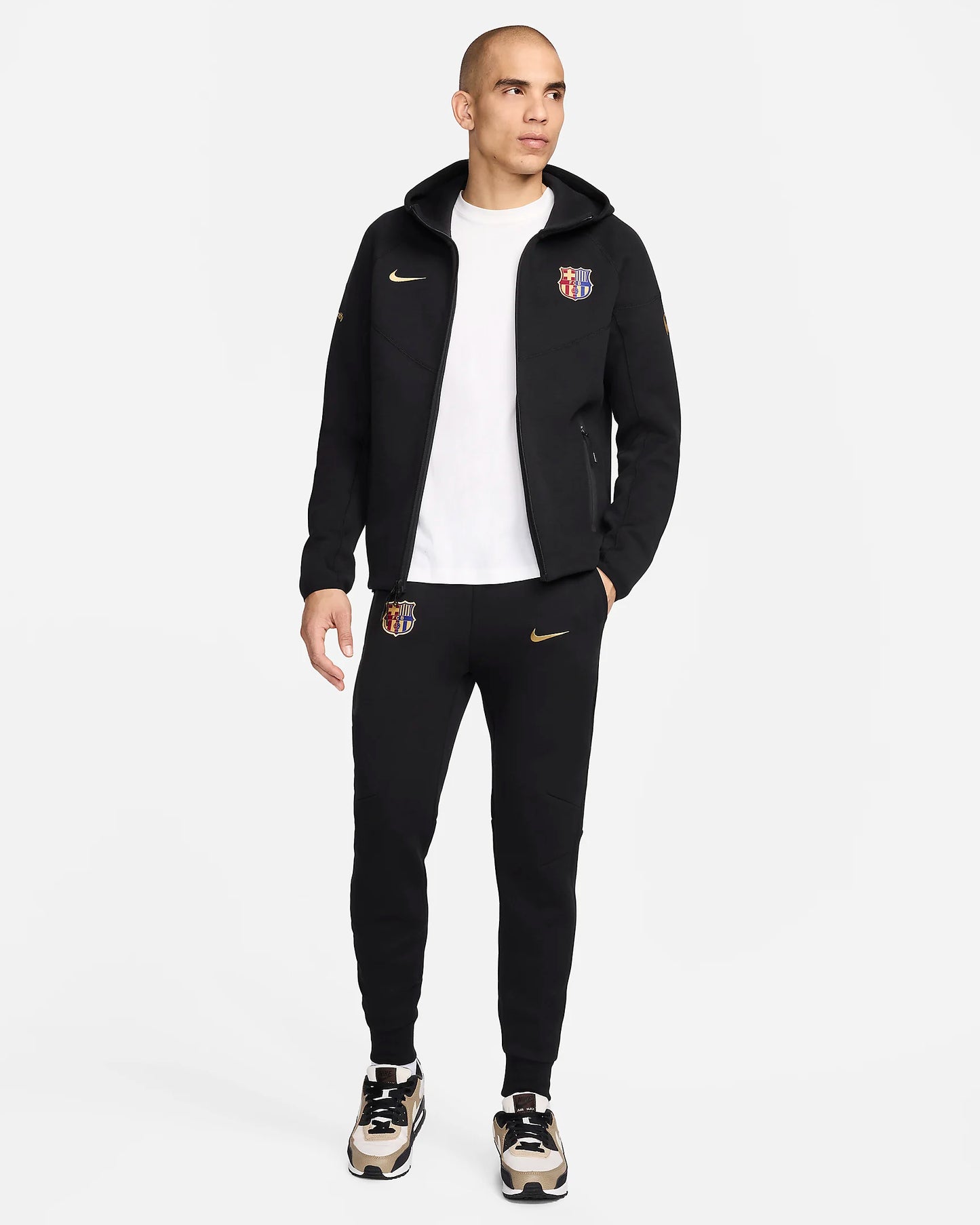 TUTA NIKE FC Barcelona Tech COMPLETA