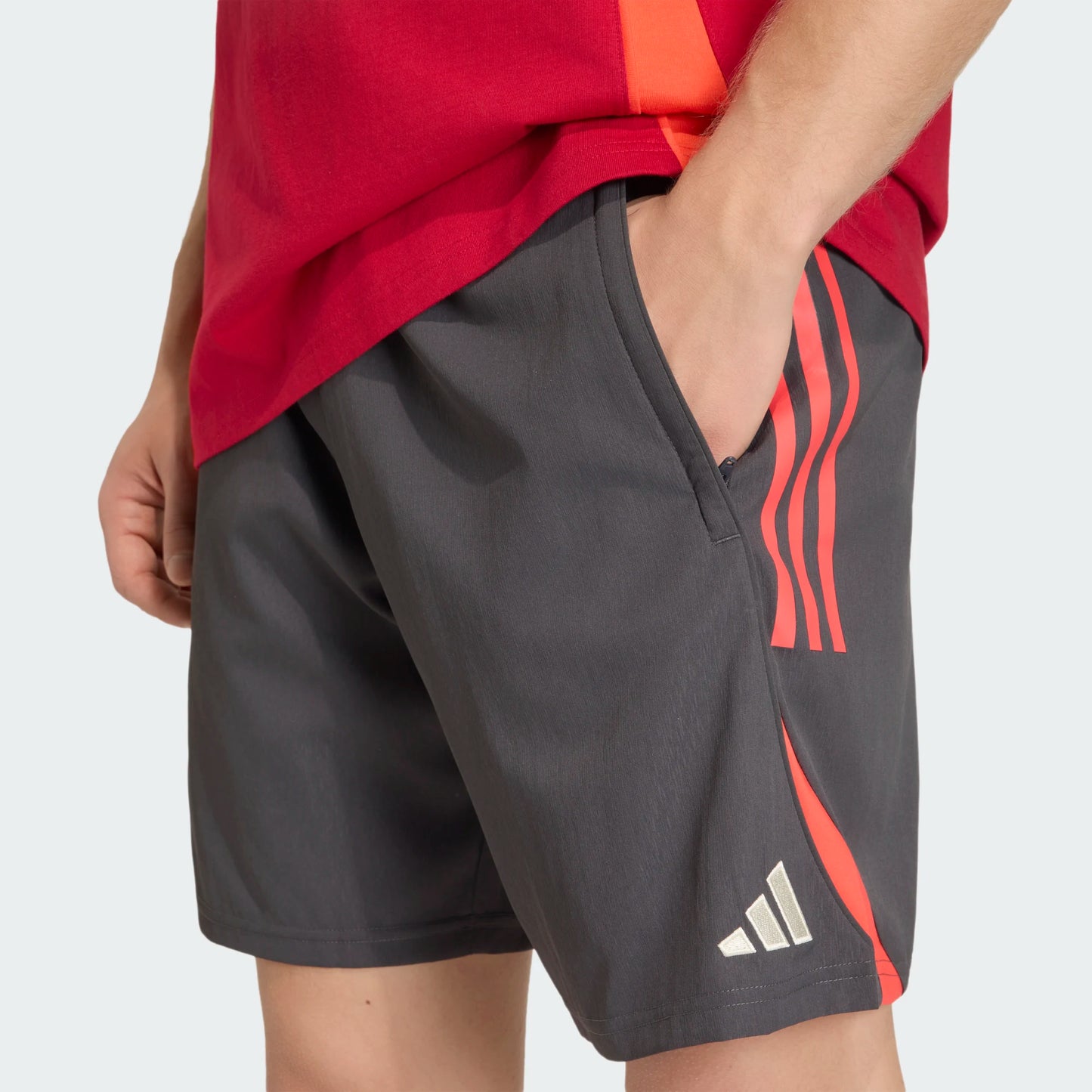 COORDINATO ADIDAS LIVERPOOL '26