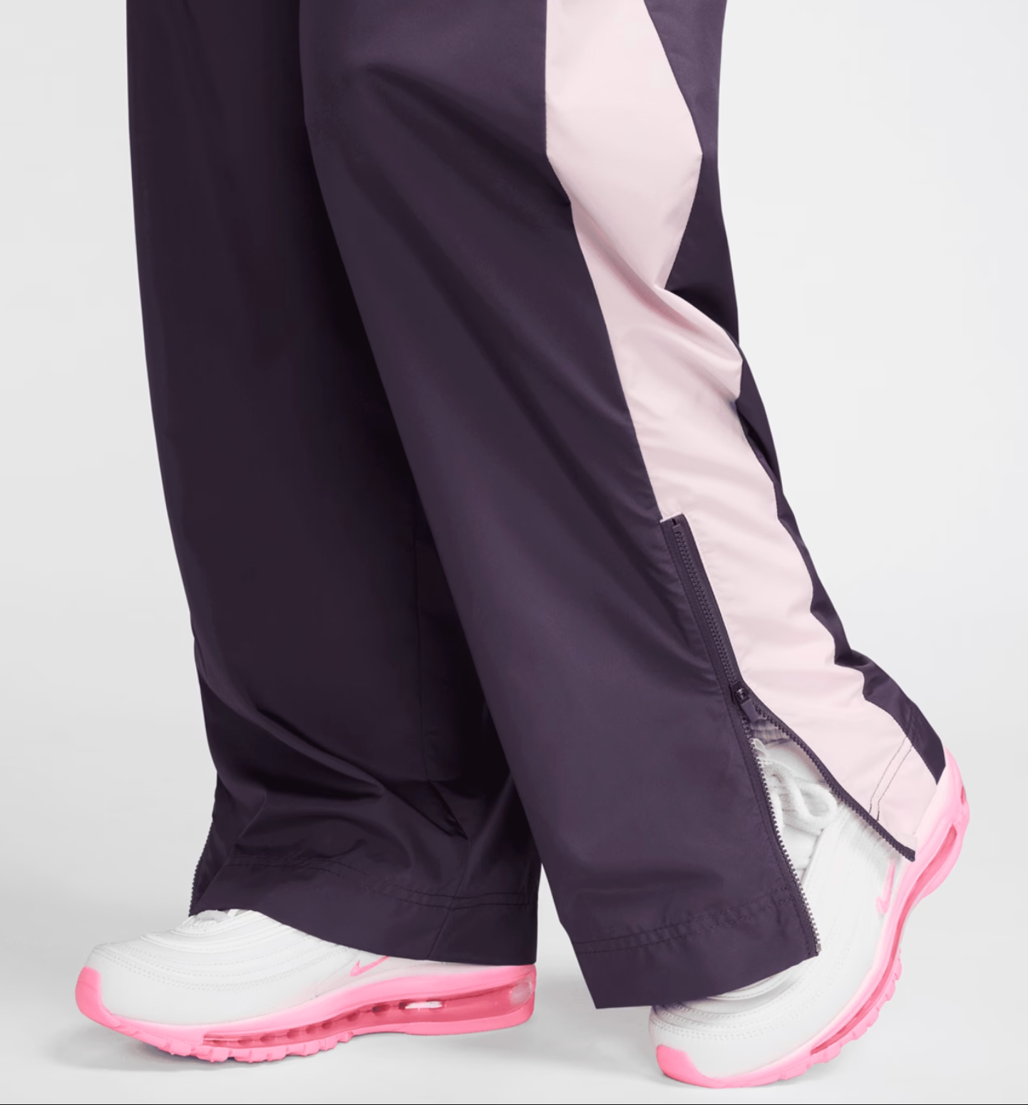 TUTA NIKE WOWEN