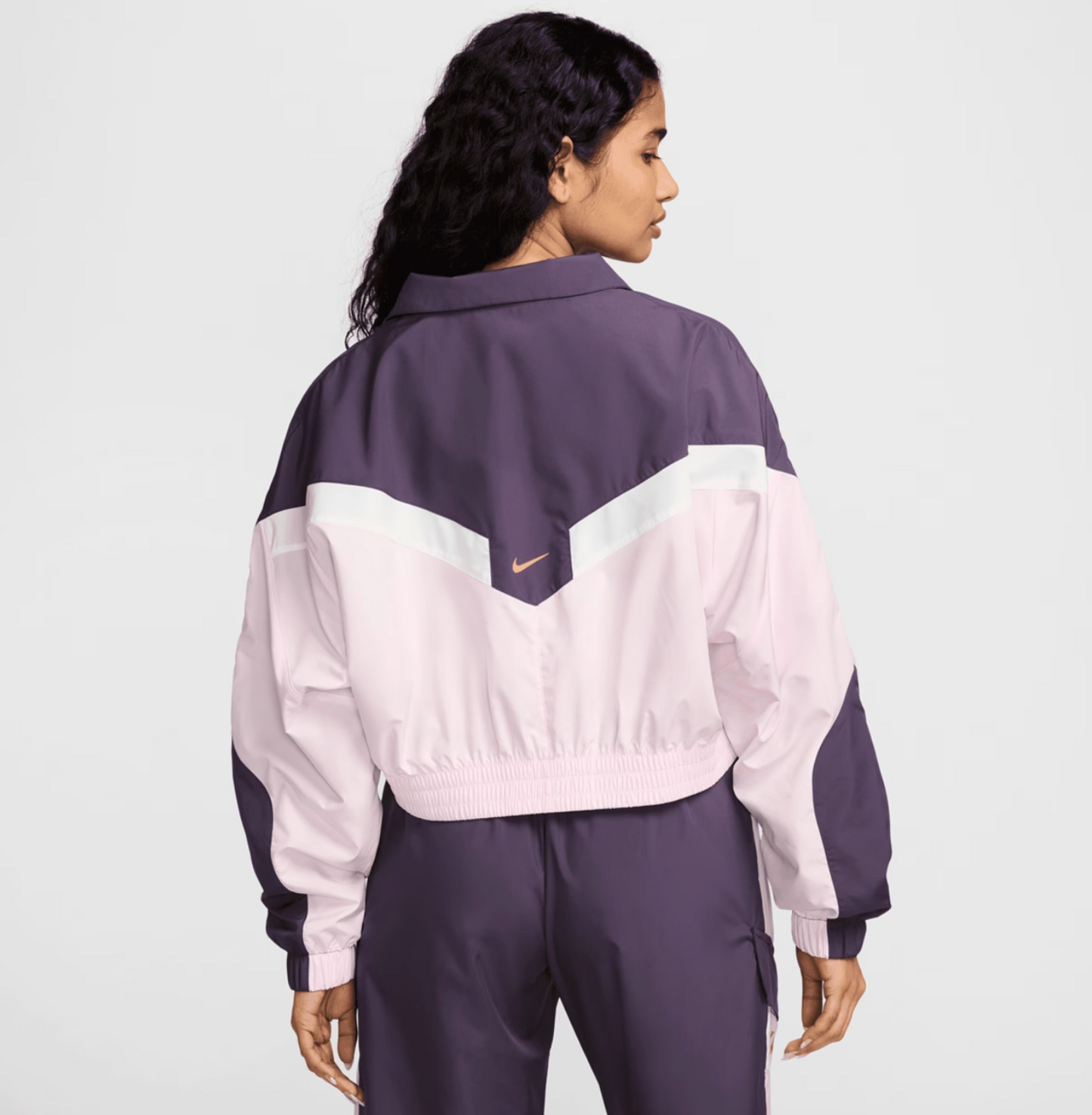 TUTA NIKE WOWEN
