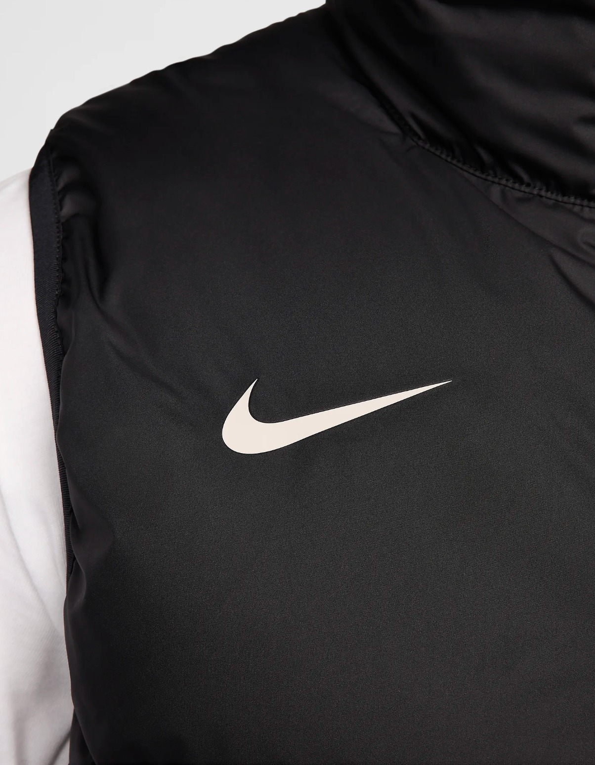 SMANICATO LIVERPOOL FC STRIKE WINDRUNNER PRIMALOFT