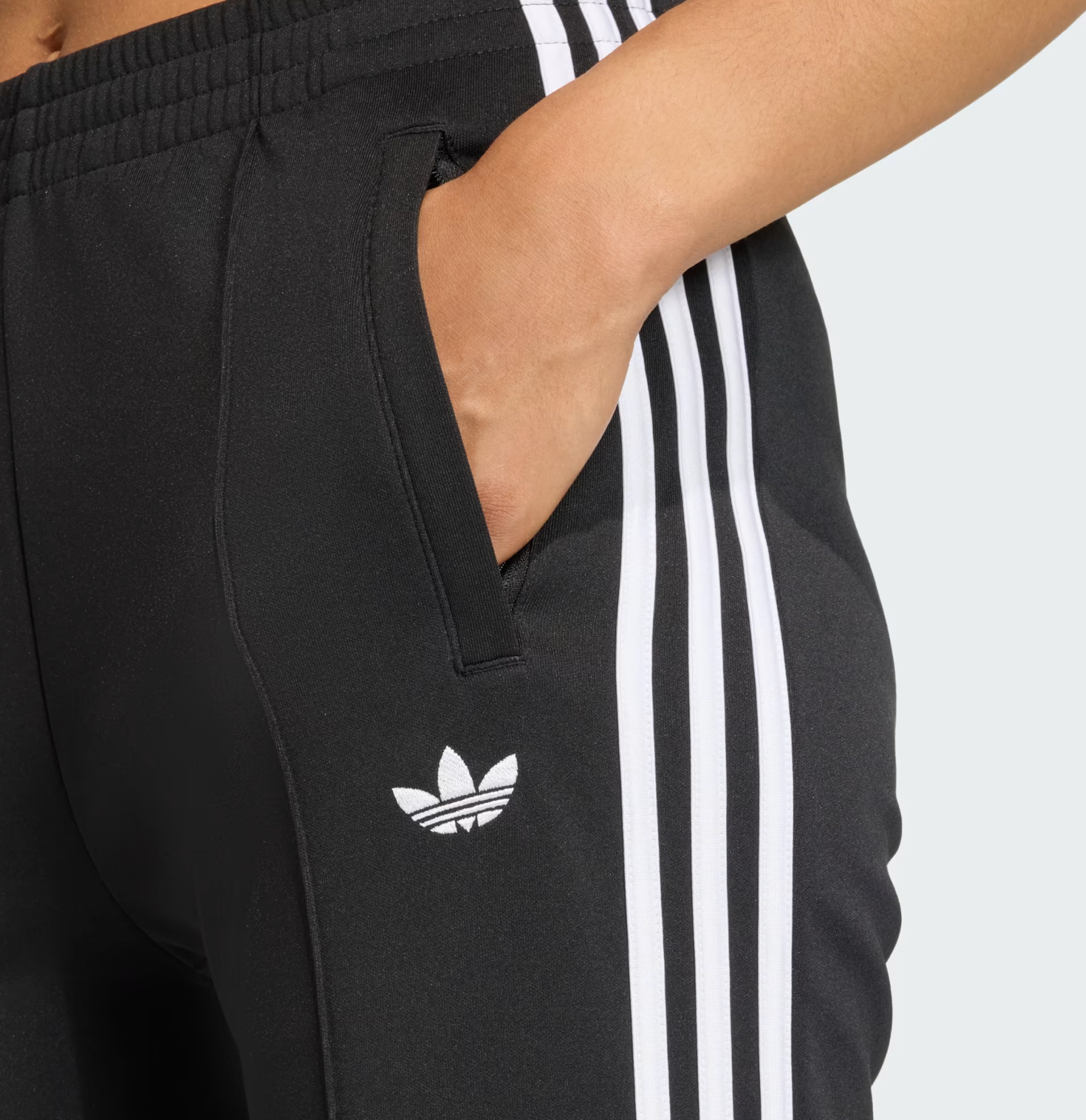 TUTA ADIDAS ORIGINALS SST