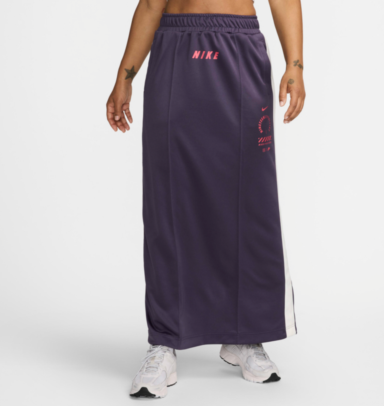 NIKE SPORTSWEAR