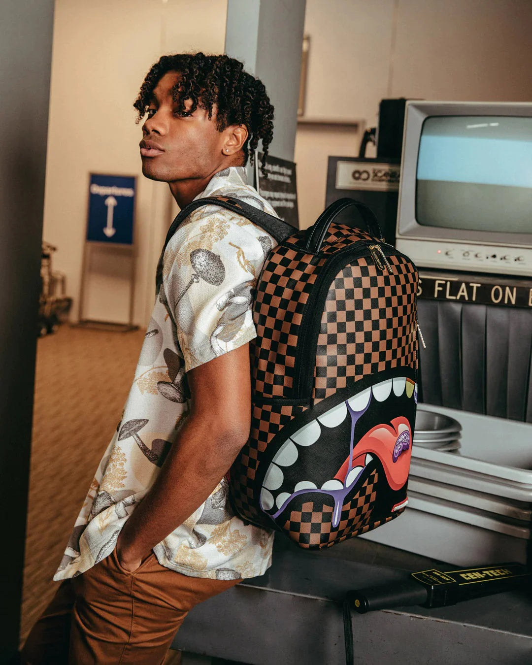 ZAINO SPRAYGROUND DBD WAS HERE WEIRD SHARK BP BACKPACK MARRONE