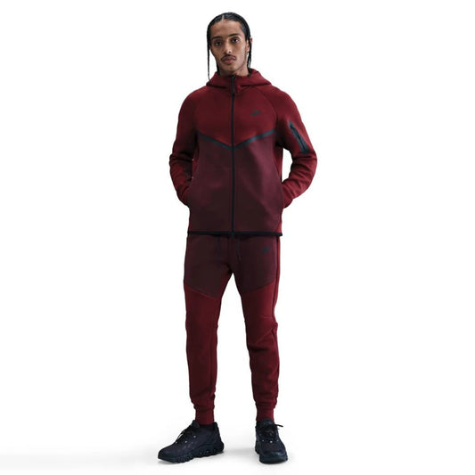 TUTA NIKE TECH FLEECE