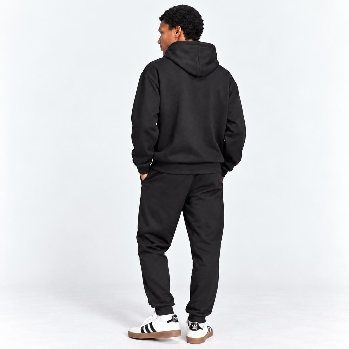TUTA ADIDAS ESSENTIAL CON CAPPUCCIO
