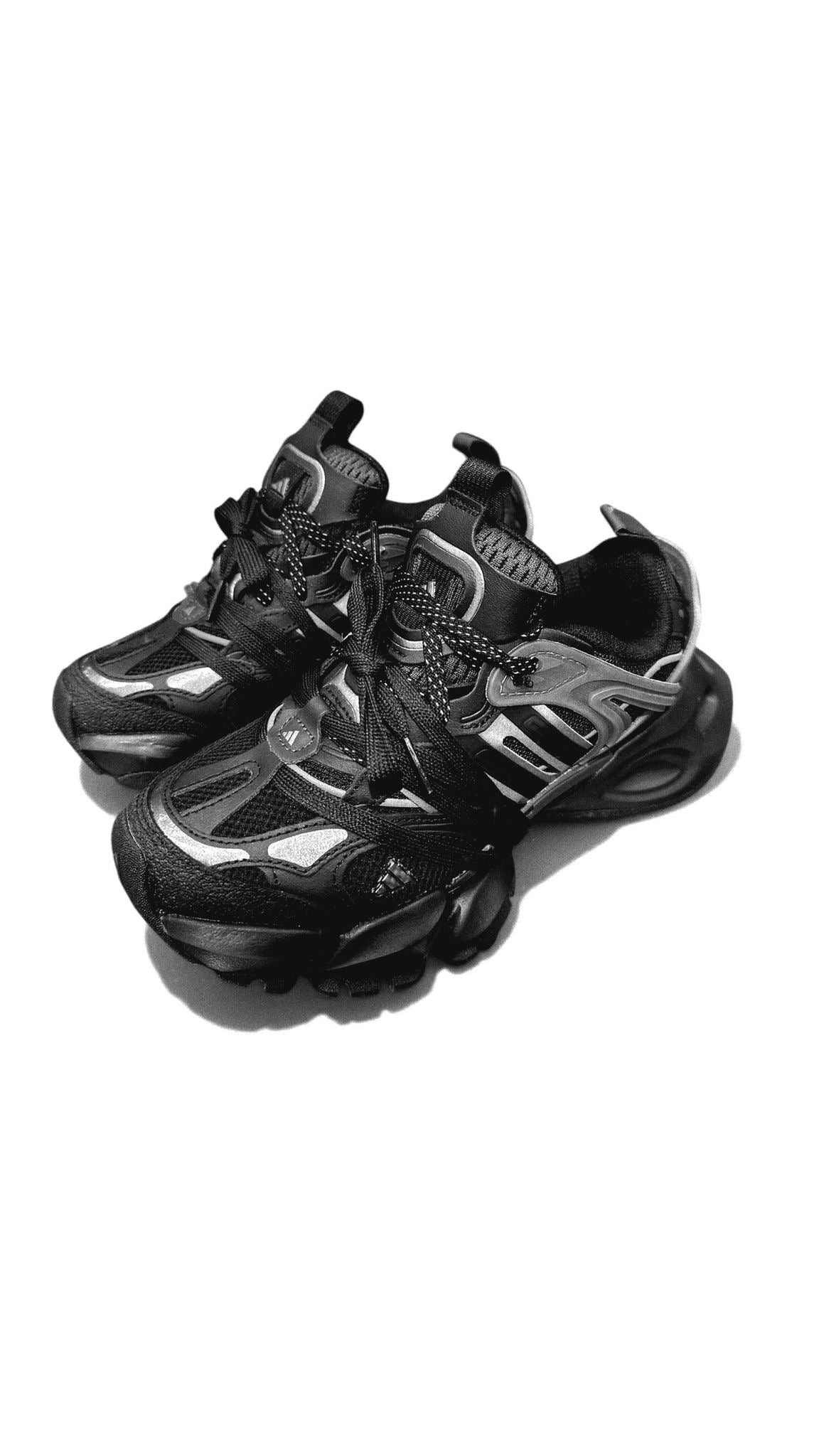 ADIDAS XLG RUNNER DELUXE