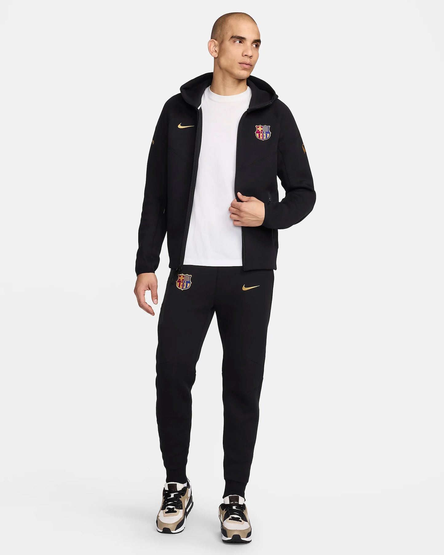TUTA NIKE FC Barcelona Tech COMPLETA