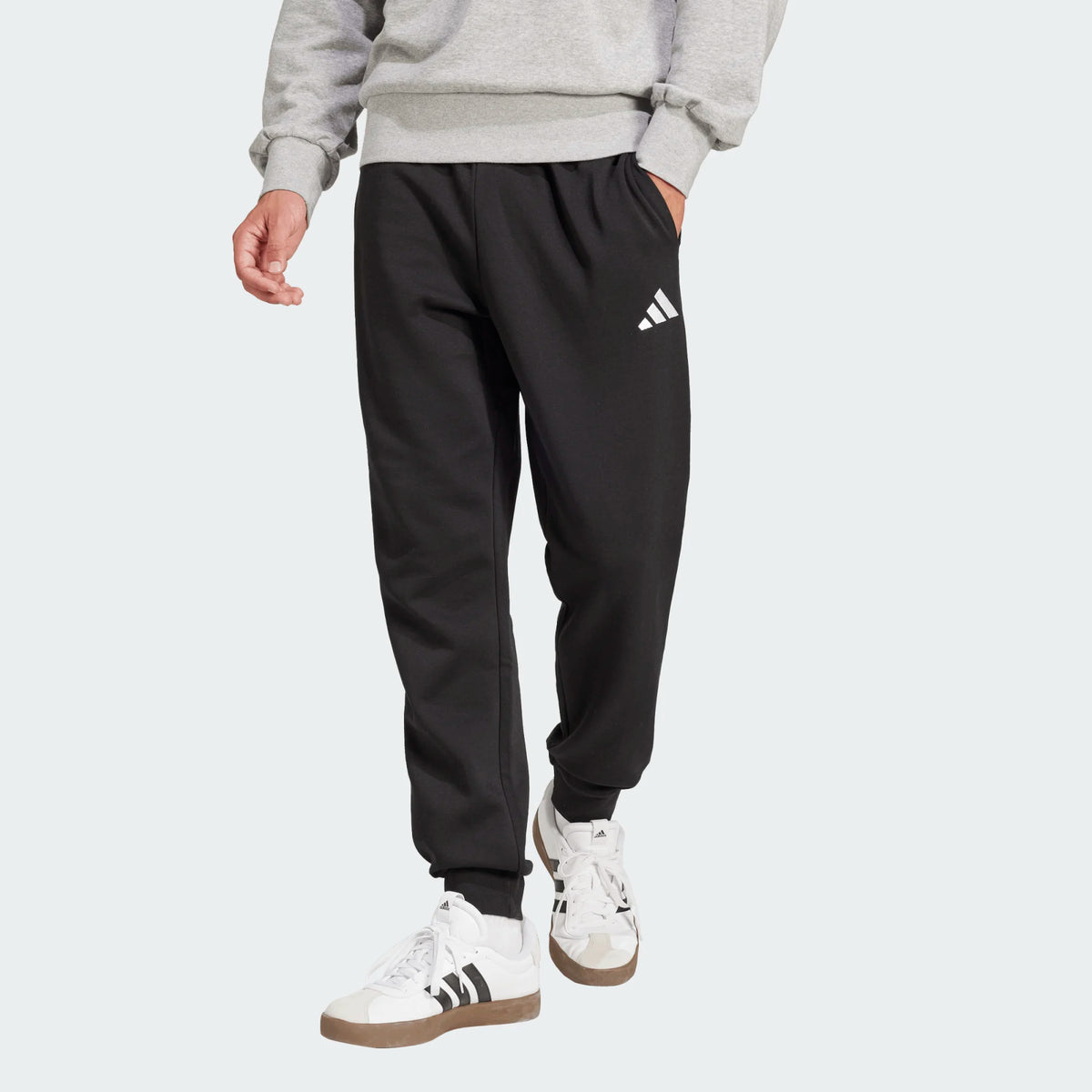 TUTA ADIDAS ESSENTIAL CON CAPPUCCIO
