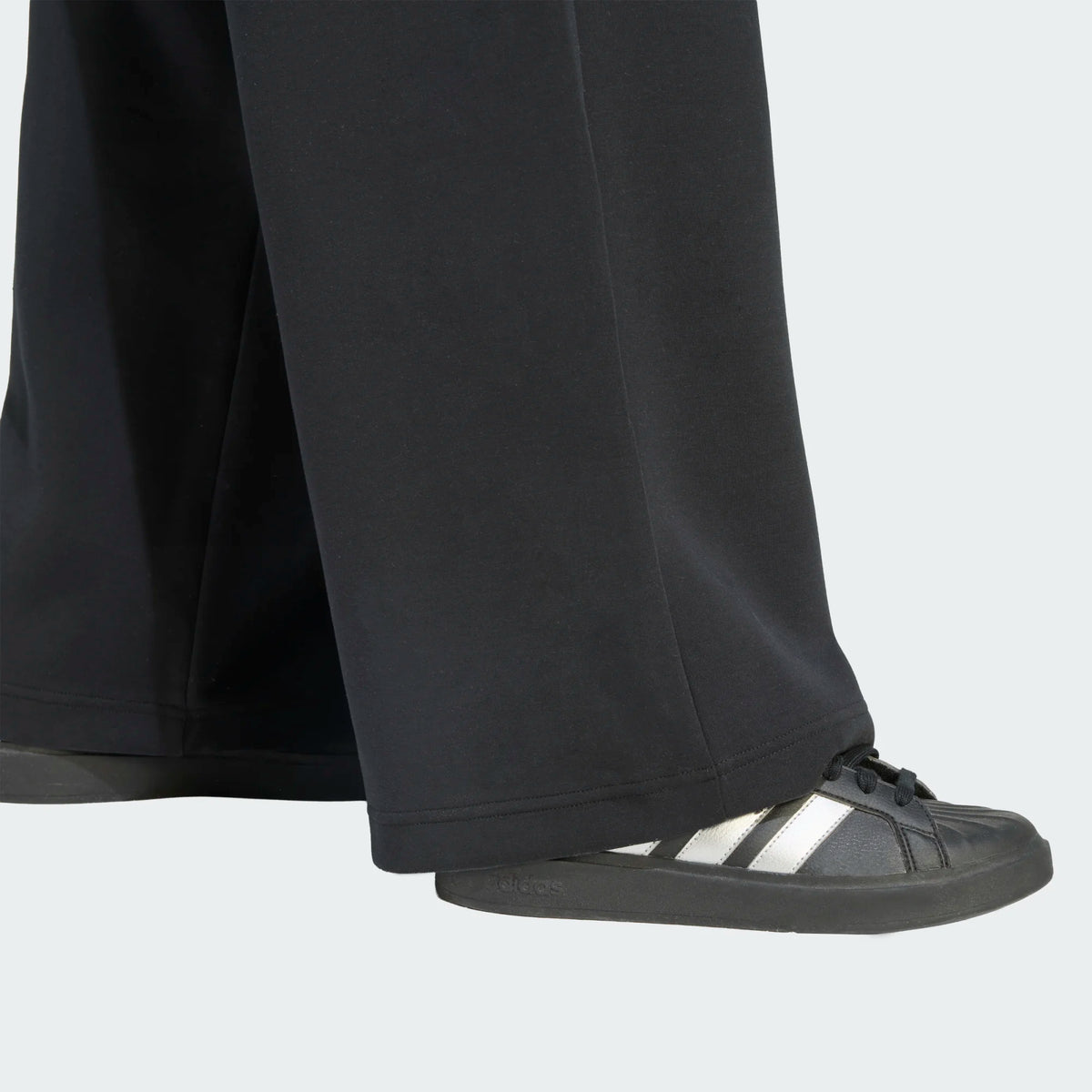 TUTA ADIDAS SOFT LUX