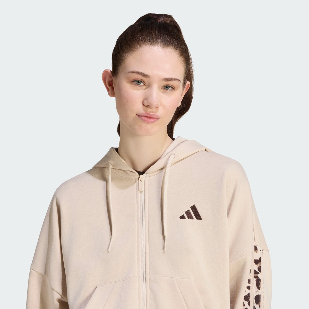 TUTA ADIDAS ESSENTIAL 3-STRIPES LEOPARD