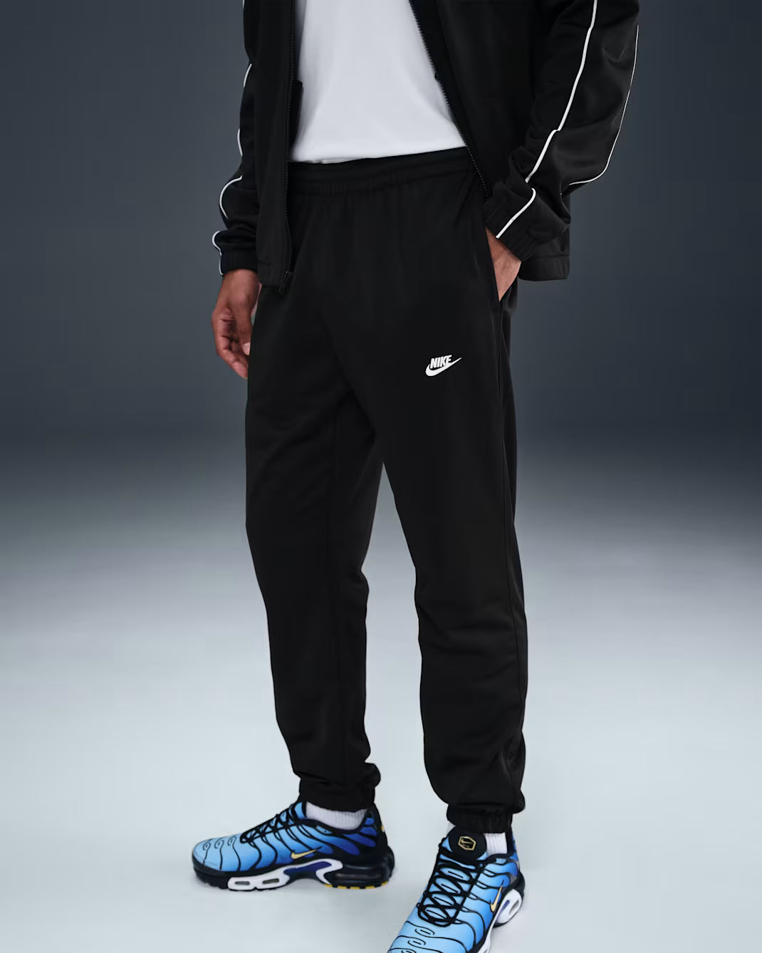 TUTA NIKE SPORTSWEAR CLUB