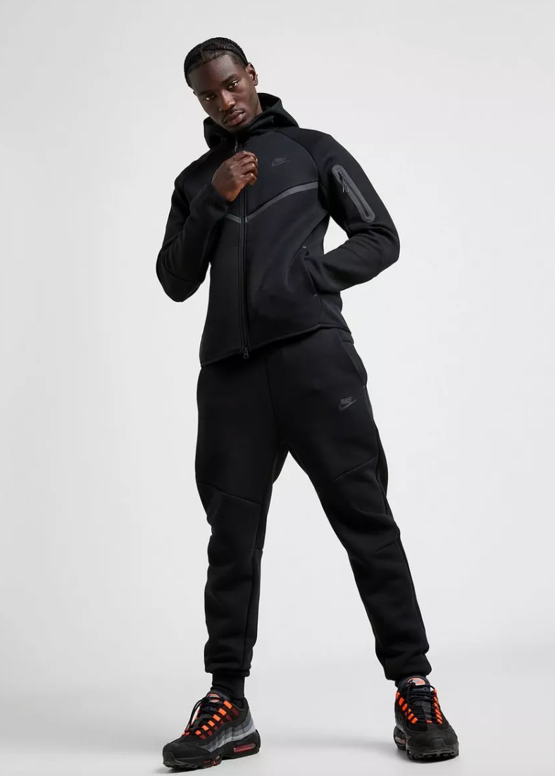 TUTA NIKE TECH FLEECE