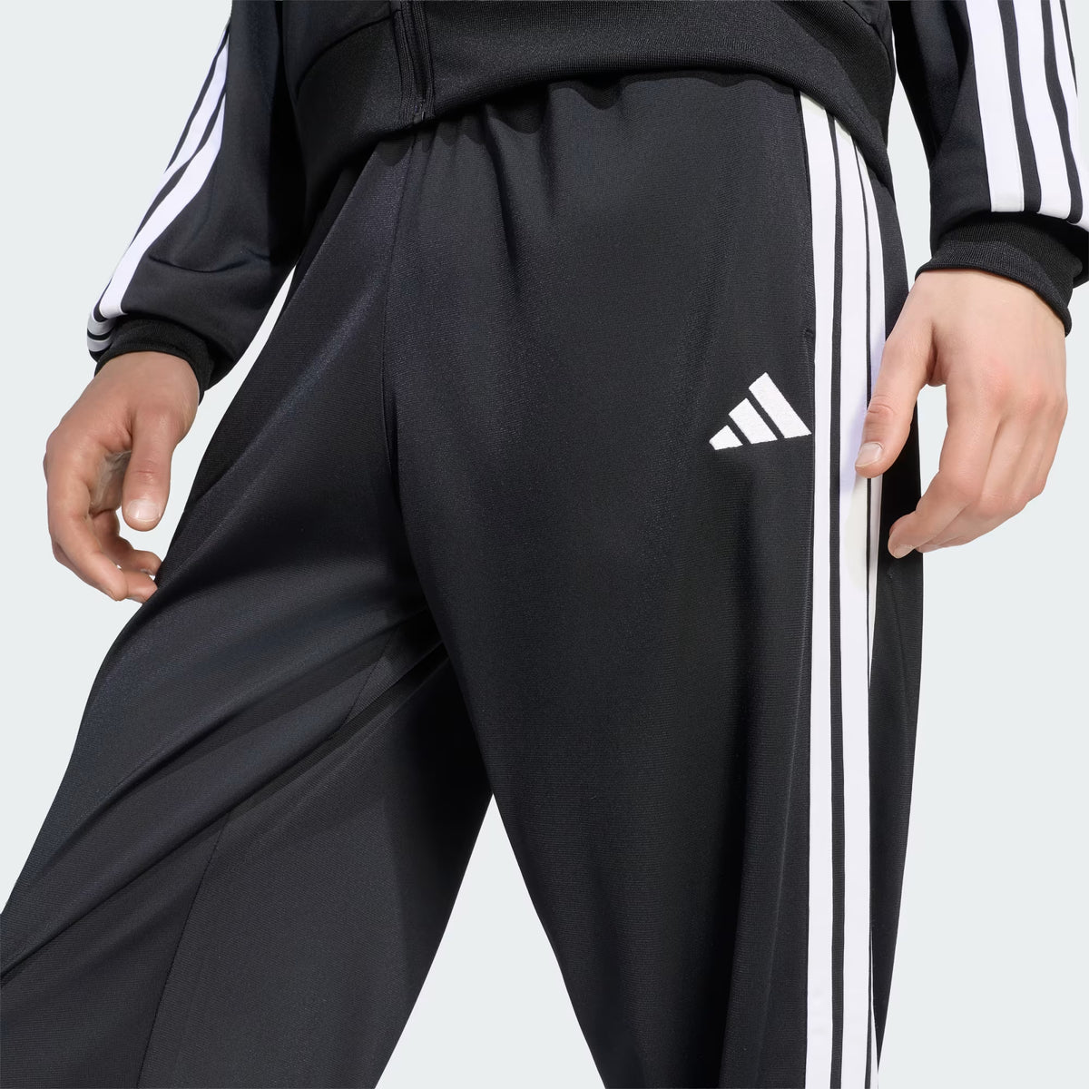 TUTA ADIDAS DAYREADY  BLACK