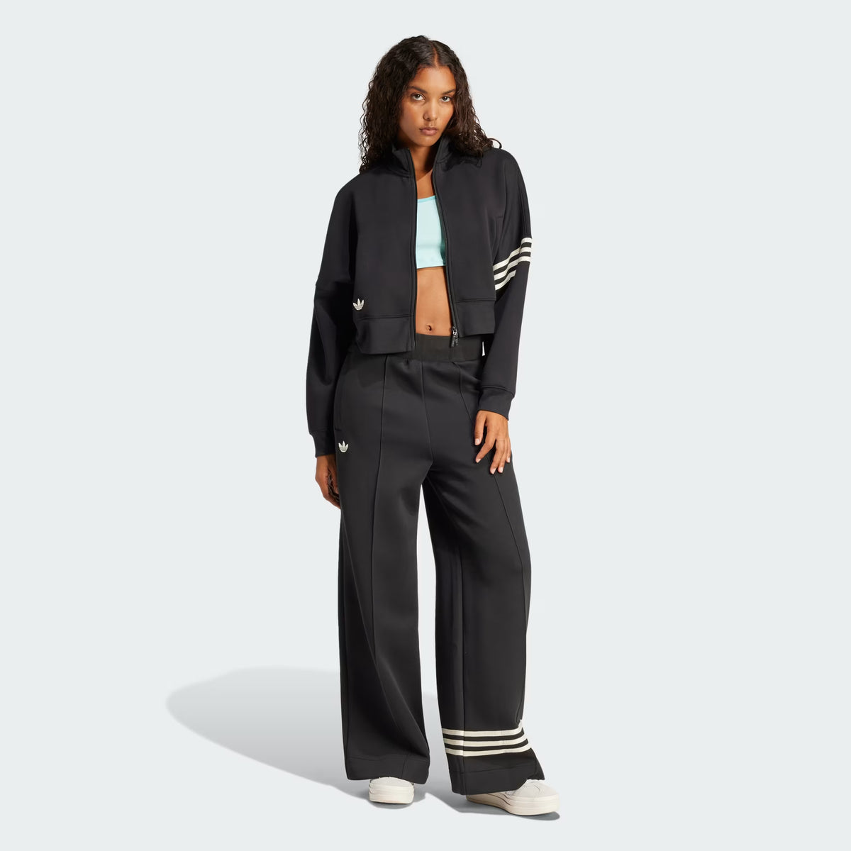 TUTA ADIDAS ORIGINALS NEUCLASSICS