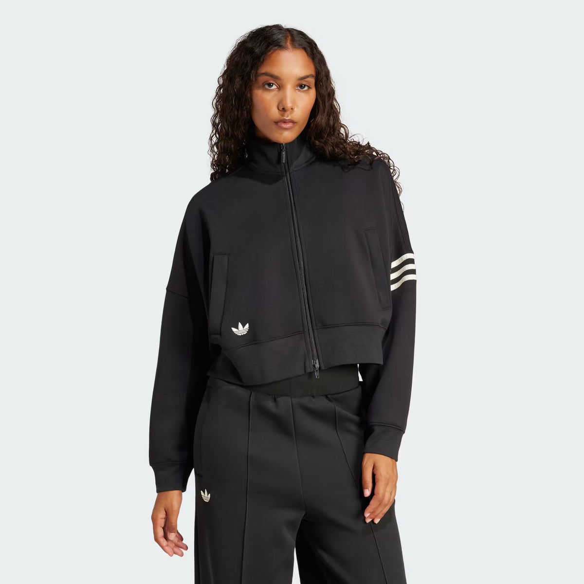 TUTA ADIDAS ORIGINALS NEUCLASSICS